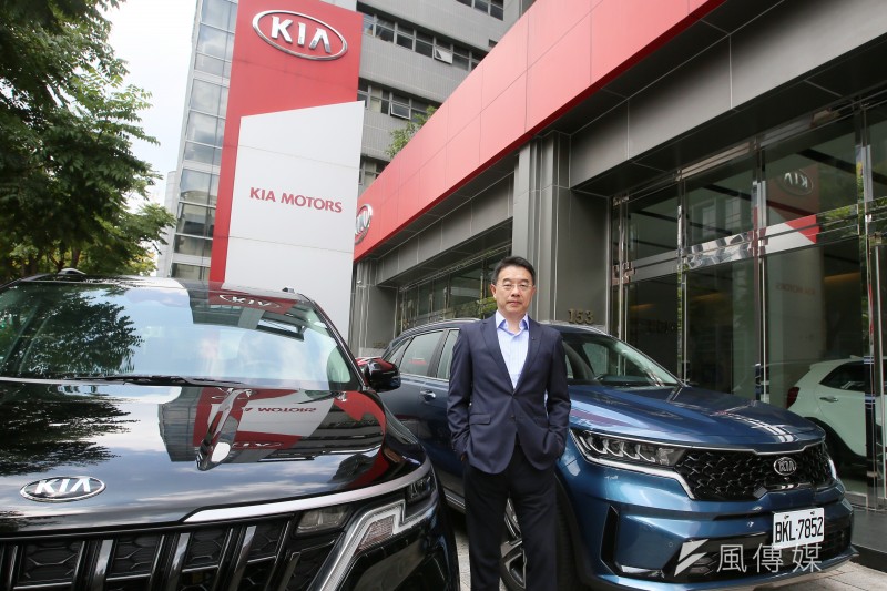 「快充 5 分鐘跑 1 百公里，只有保時捷、特斯拉跟我們！」Kia 總裁：電動車非做不可